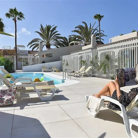 Velsuites By Villagrancanaria شقة